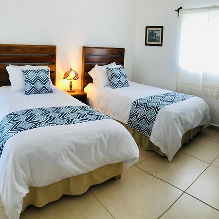 Club Vergel Resort Bernal Zewnętrze zdjęcie