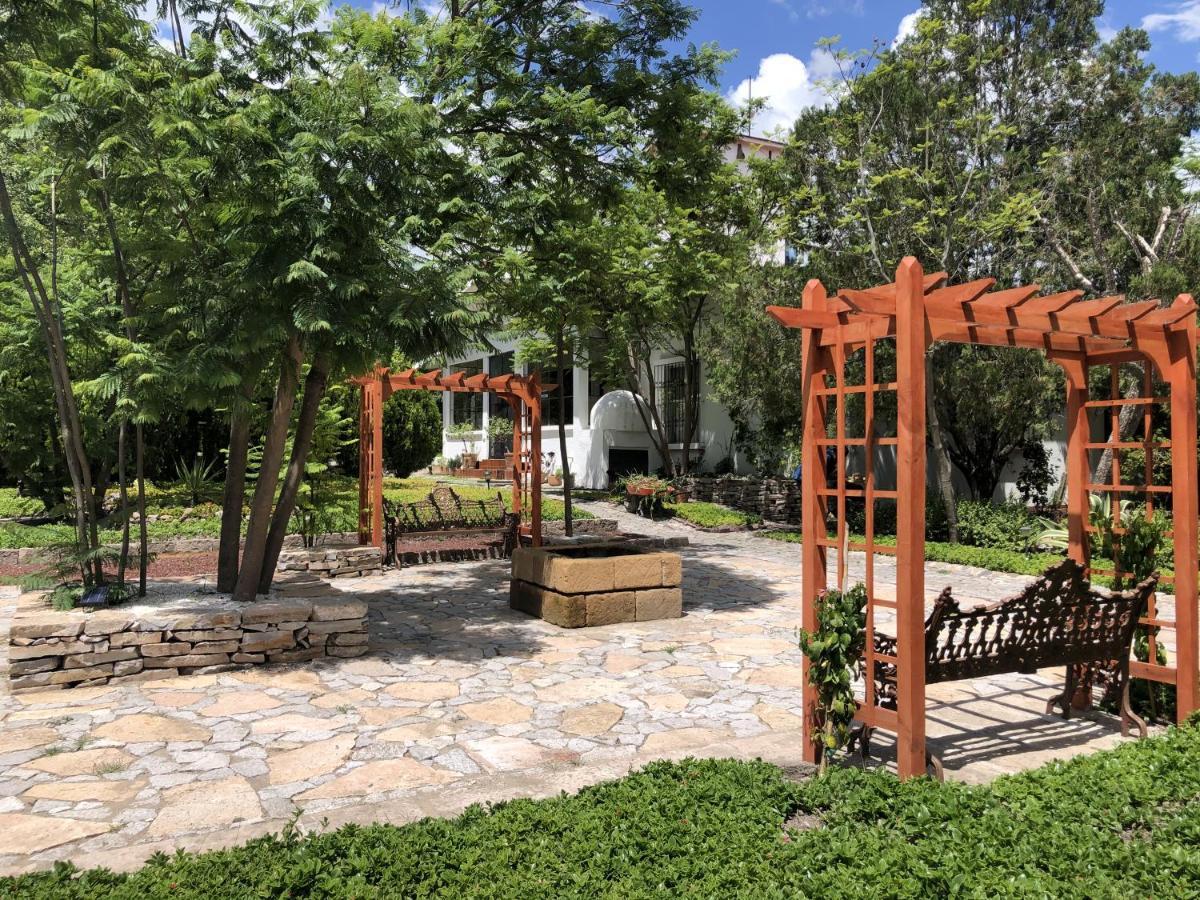 Club Vergel Resort Bernal Zewnętrze zdjęcie